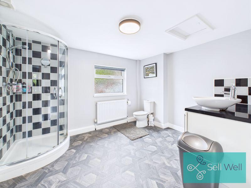 Ground Floor Shower