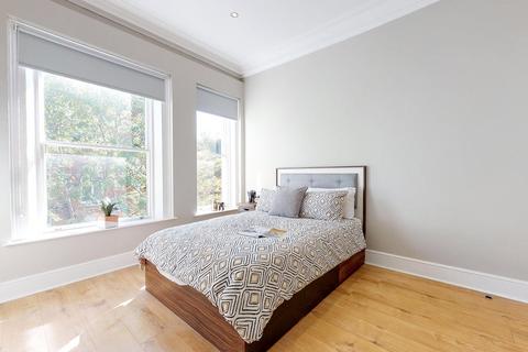 1 bedroom apartment to rent, Apt 13, 19 Springfield Mount, 19 Springfield Mount LS2