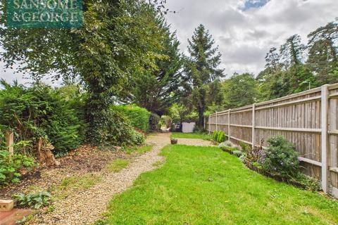 2 bedroom terraced house for sale, Newbury Road, Headley, Thatcham, Hampshire, RG19