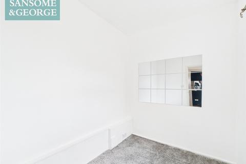 2 bedroom terraced house for sale, Newbury Road, Headley, Thatcham, Hampshire, RG19