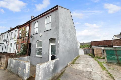 2 Butlin Road, Luton, LU1 1LD