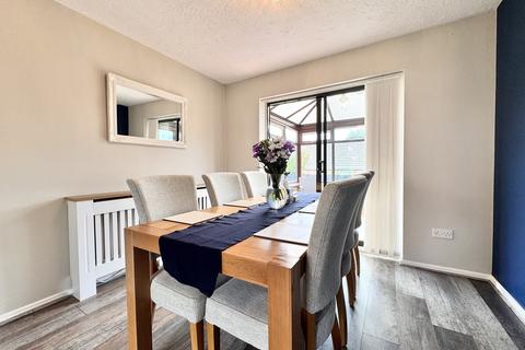 12 Cascade View, Aberdare, CF44 8PN