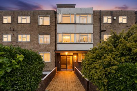 1 bedroom flat for sale, Wilbury Villas, Somerset Court, BN3