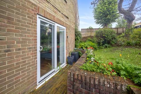 1 bedroom flat for sale, Wilbury Villas, Somerset Court, BN3