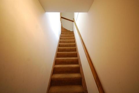 3 bedroom flat to rent, BILTON ROAD
