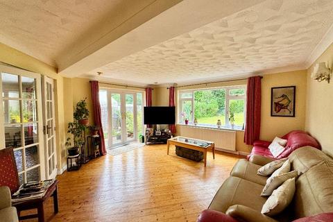 3 bedroom semi-detached house for sale, Hawthorn Way, Silsoe, Beds, MK45 4DE