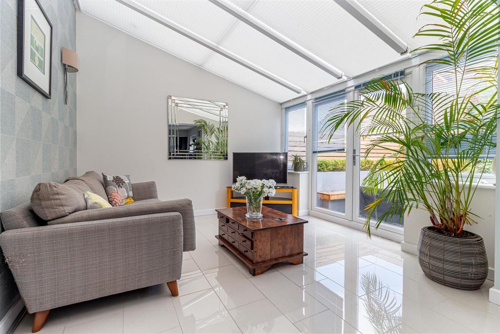 Sitting-room-1.jpg