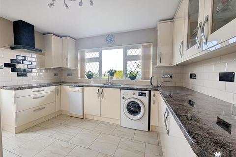 3 bedroom detached bungalow for sale, St. Annes Avenue, Cwmffrwd, Carmarthen