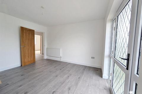 3 bedroom detached bungalow for sale, St. Annes Avenue, Cwmffrwd, Carmarthen