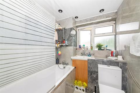 2 bedroom apartment for sale, Selhurst Place, London, SE25