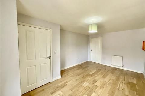 6 Rustic Court, Sheffield, S9 5AT
