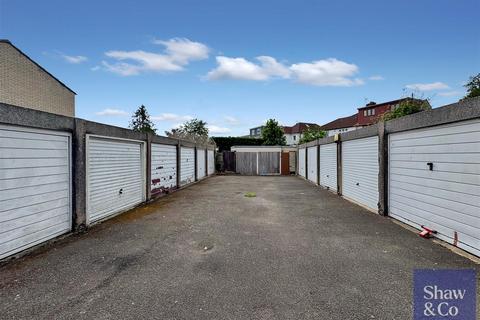 5, Four Square Court, 405 Nelson Road, Hounslow, TW3 3UN