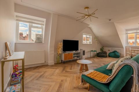 1 bedroom flat to rent, Northolt Road, Harrow