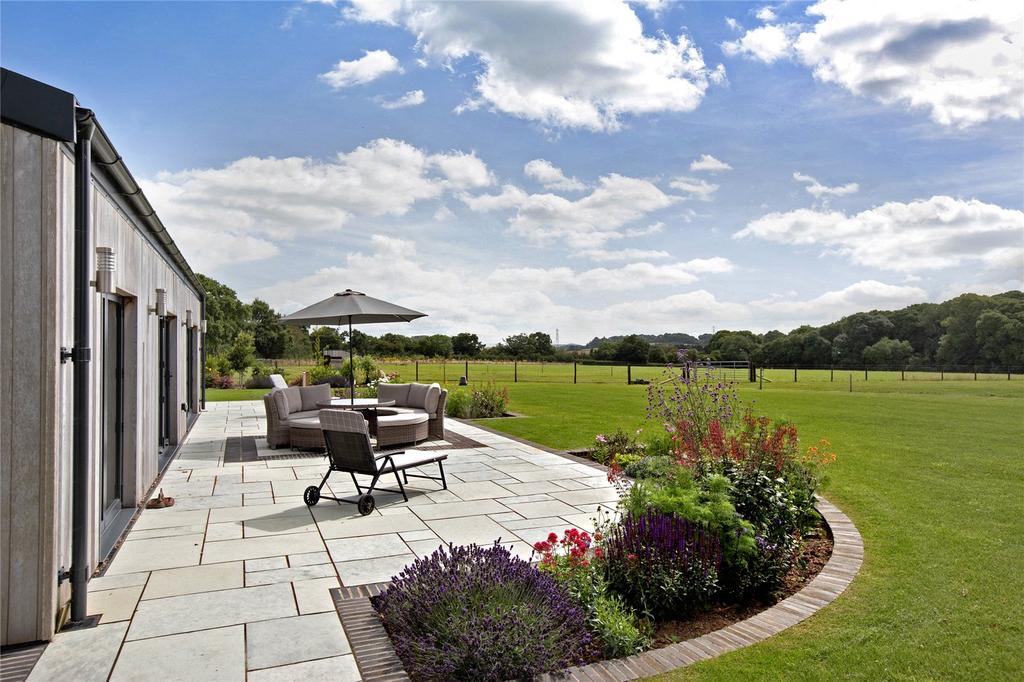 Garden Terrace