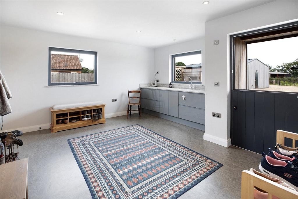 Boot/Utility Room