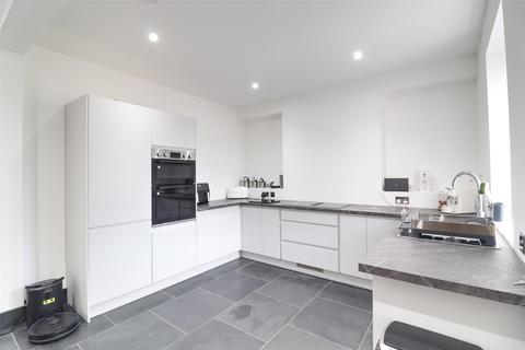 29 Cambridge Grove, Ilfracombe, EX34 9JZ