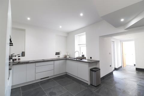 29 Cambridge Grove, Ilfracombe, EX34 9JZ