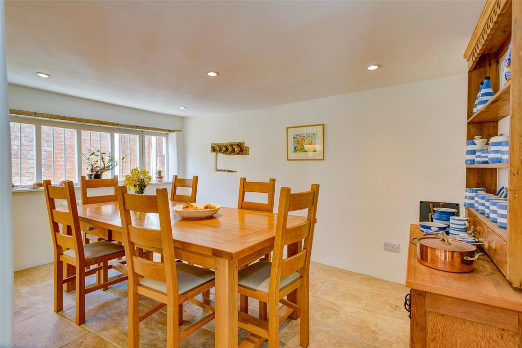 Breakfast Room