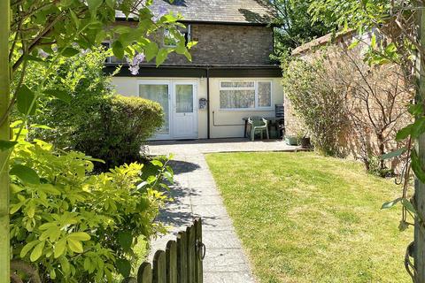 undefined, Mantle Street, Wellington, Somerset, TA21
