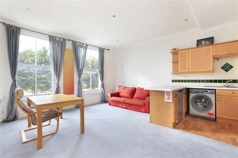 2 bedroom flat to rent, Trinity Road, London SW17