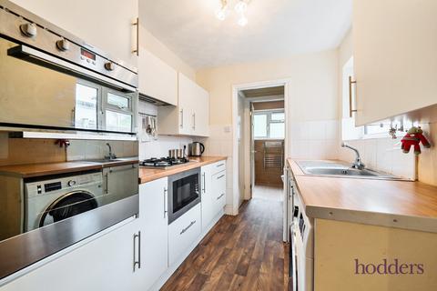 2 bedroom terraced house for sale, Ecton Road, Addlestone, Surrey, KT15