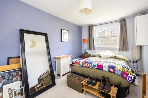 Flat 2, 44 Dunlace Road, London, E5 0NE