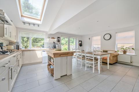 1 Bardolphs Close, Chazey Heath, Reading, RG4 9ER