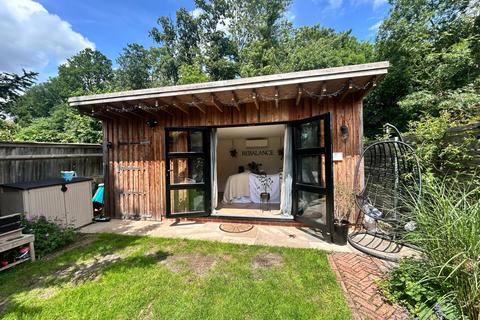 1 Bardolphs Close, Chazey Heath, Reading, RG4 9ER