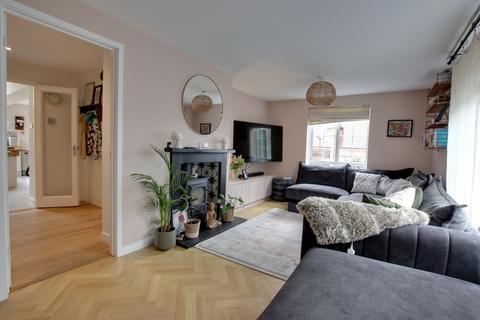 1 Bardolphs Close, Chazey Heath, Reading, RG4 9ER