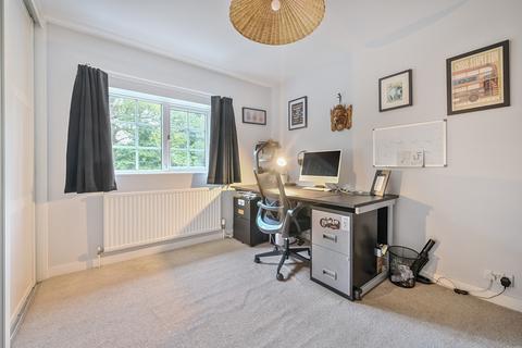 1 Bardolphs Close, Chazey Heath, Reading, RG4 9ER