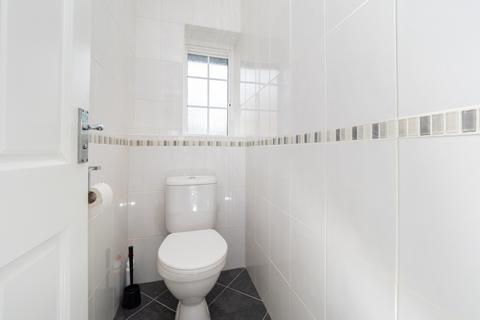 3 Cheam Mansions, Cheam, Sutton, SM3 8SA