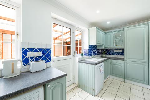59 Flaxley Road, Morden, SM4 6LJ