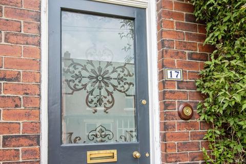 4 bedroom semi-detached house for sale, The Avenue, Leeds LS15