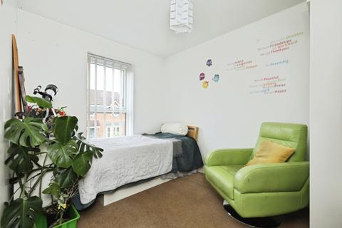 14 Ascot Drive, Laughton Common, Sheffield, S25 3AL