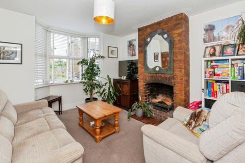 undefined, Park Avenue, Surrey TW20