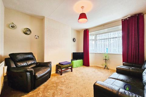 2 bedroom bungalow for sale, Cliftonville Avenue, Kent CT12