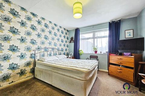 2 bedroom bungalow for sale, Cliftonville Avenue, Kent CT12