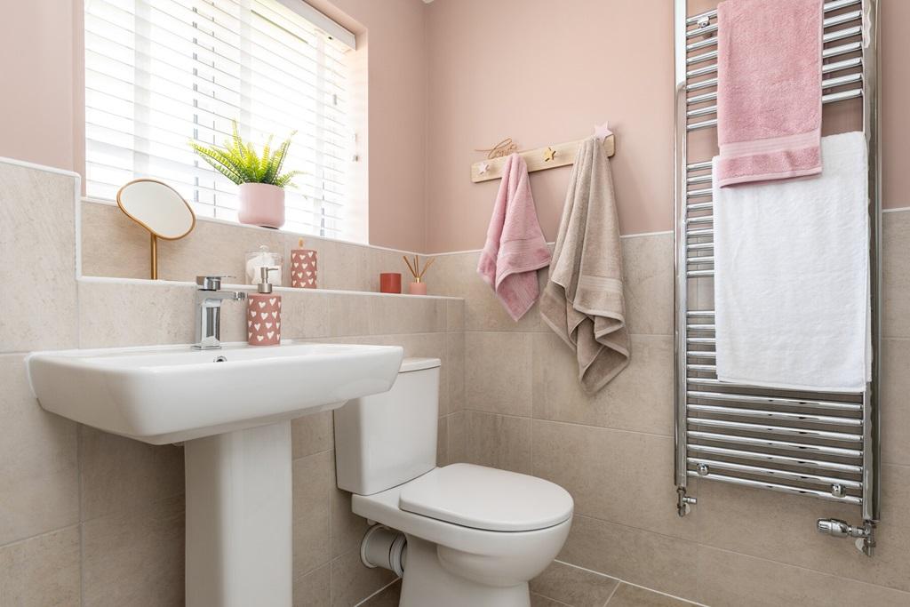 The second bedroom also features an en suite...