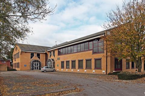 Office to rent, Waterside Dr Slough SL3 6EH