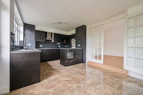 1 bedroom flat to rent, Queenswood Avenue, E17, Walthamstow, London, E17