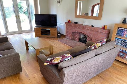 undefined, Church Crookham, Fleet GU52