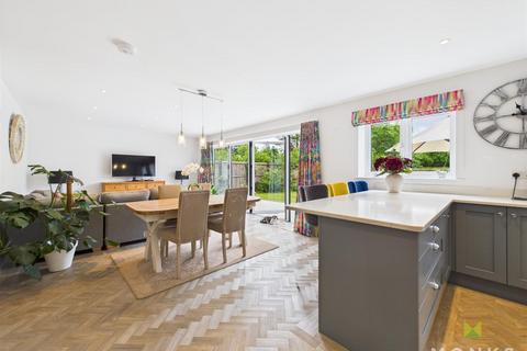 4 bedroom detached house for sale, St. Martins, Oswestry