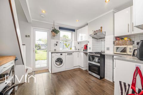 59 Newark Road, South Croydon, CR2 6HR