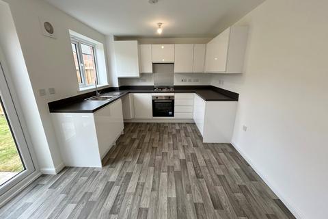 3 bedroom semi-detached house to rent, Harrier Drive, Langold, S81