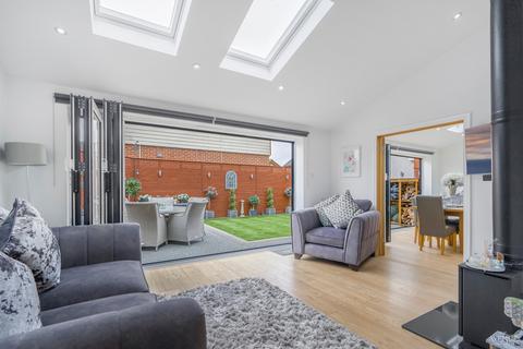 5 bedroom detached house for sale, Hemley Road, Orsett