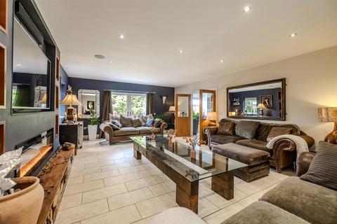 undefined, The Avenue, Medburn, Newcastle Upon Tyne, Northumberland, NE20