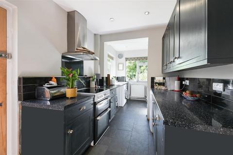 3 bedroom semi-detached house for sale, Rosebery Road, Epsom