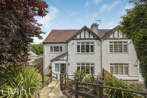 7 Kingsdown Avenue, South Croydon, CR2 6QG
