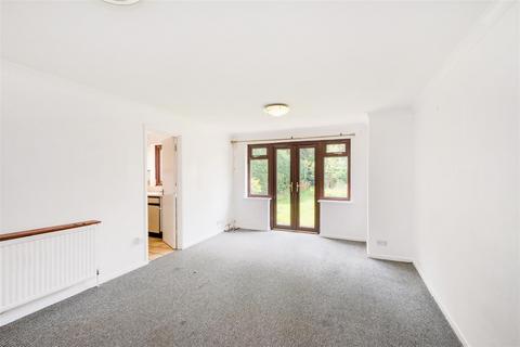 13 Woodland Road, London, E4 7ET