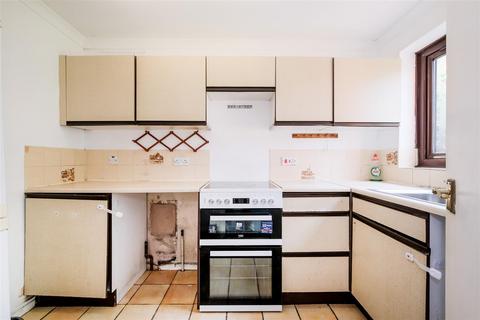 13 Woodland Road, London, E4 7ET